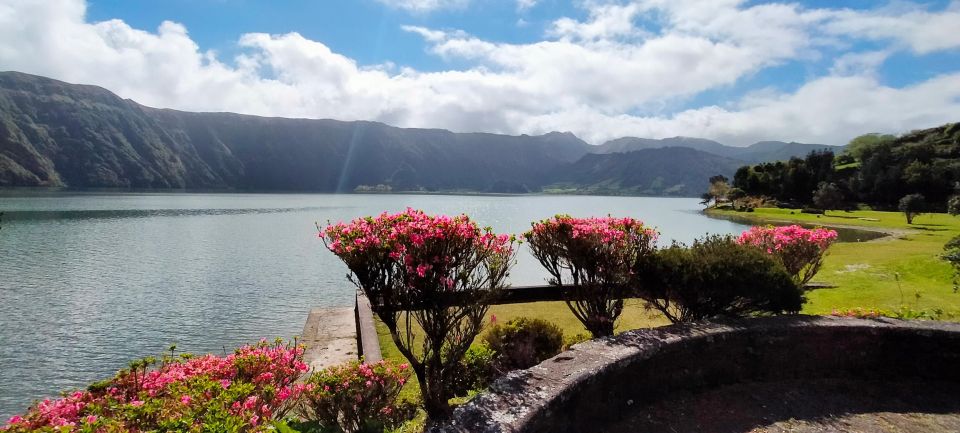 Azores: Private Tour Sete Cidades Green & Blue Lakes - Inclusions