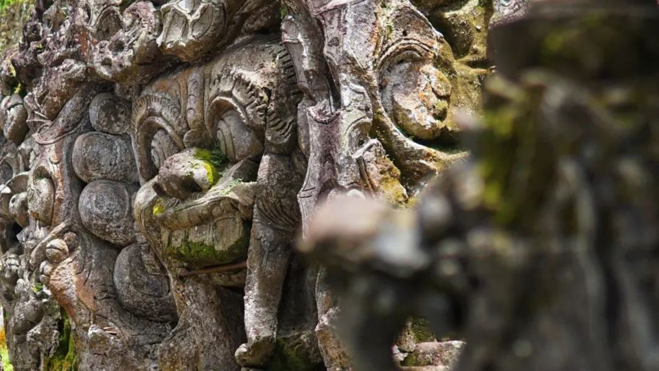 Bali: Historical Cultural Tour and Water Temple Purification - Elephant Cave Guided Tour