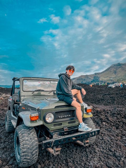 Bali: Mount Batur Jeep Sunset Guided Tour - Sunset at Mount Batur