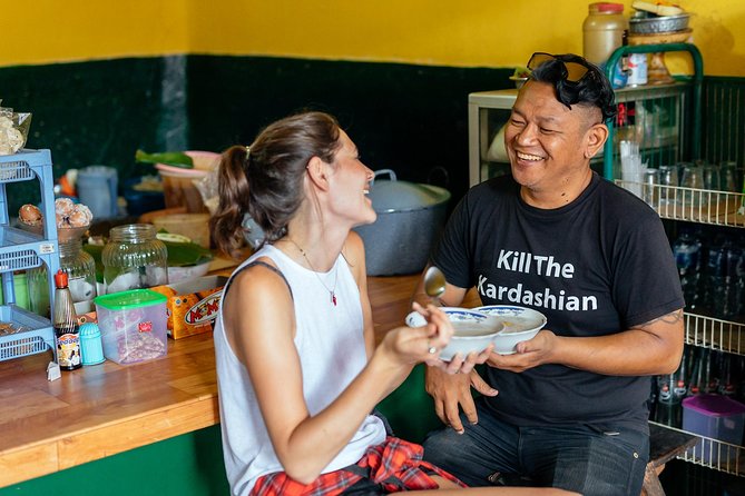 Bali Private Food Walking Tour With Locals: The 10 Tastings - Meeting Information