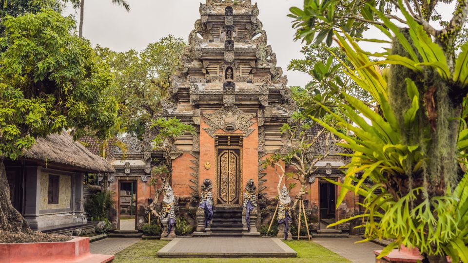 Bali: Ubud Monkey Forest Private Tour, Luxury Car - Saraswati Temple Visit