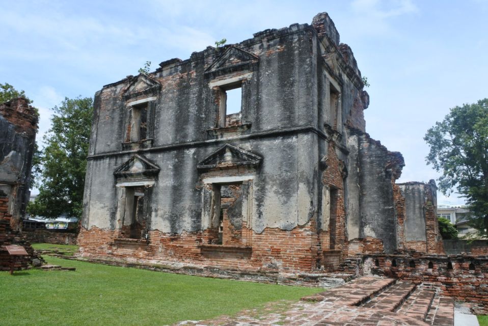 Bangkok: Private Car Hire to Lopburi the Monkey City - Nasai Palace Ruins Exploration