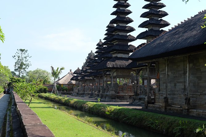 Banyumala Waterfalls With Tanah Lot Sunset Tour - Experience at Tanah Lot Temple