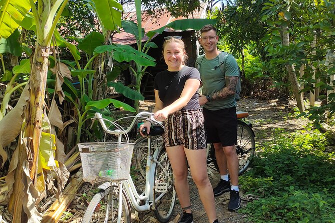 Battambang Unique Day Tours Mixing Bicycle-Tuk Tuk-Lunch - What to Bring