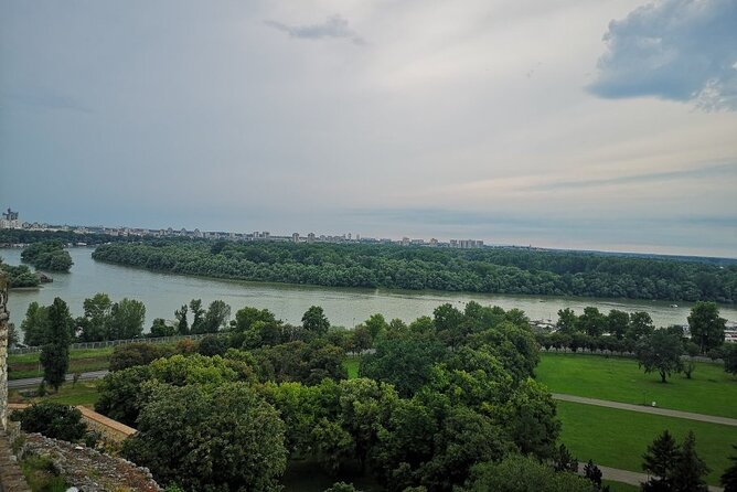 Belgrade Sightseeing Half-Day Trip Old and New Belgrade - Dedinje