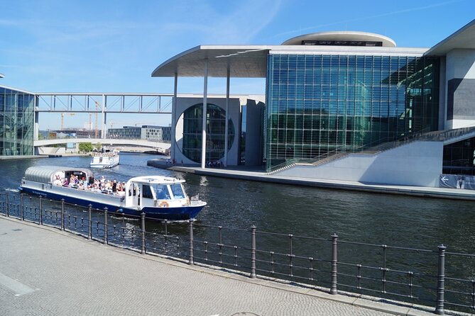 Berlin 3-Course Dinner Cruise - Meeting and Departure Information