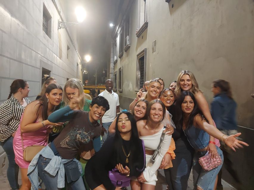 Berlin: Pub Crawl With Skip-The-Line Club Entry - Availability Information