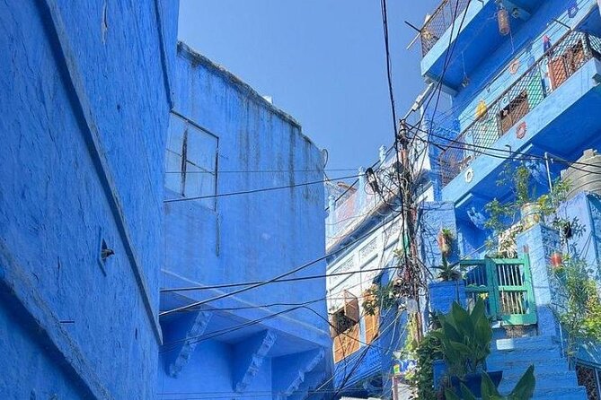 Blue City Heritage Private Walking Tour With Pickup and Drop-Off - Discovering Jodhpurs Heritage