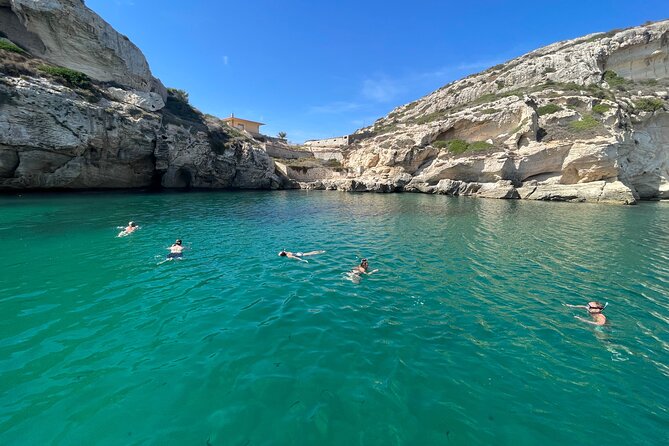 Boat Tour at Devils Saddle: 4 Swim Stops, Snorkeling & Prosecco - Meeting and Departure Details