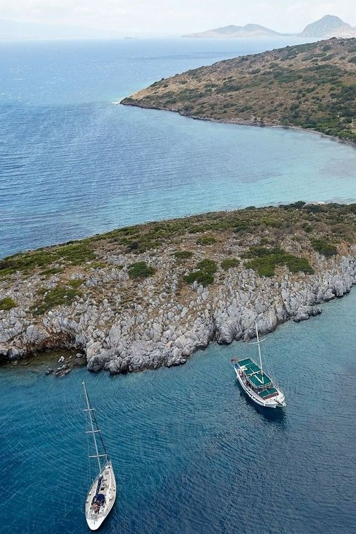 Bodrum: Private Island Boat Tour With Lunch - Meeting Point