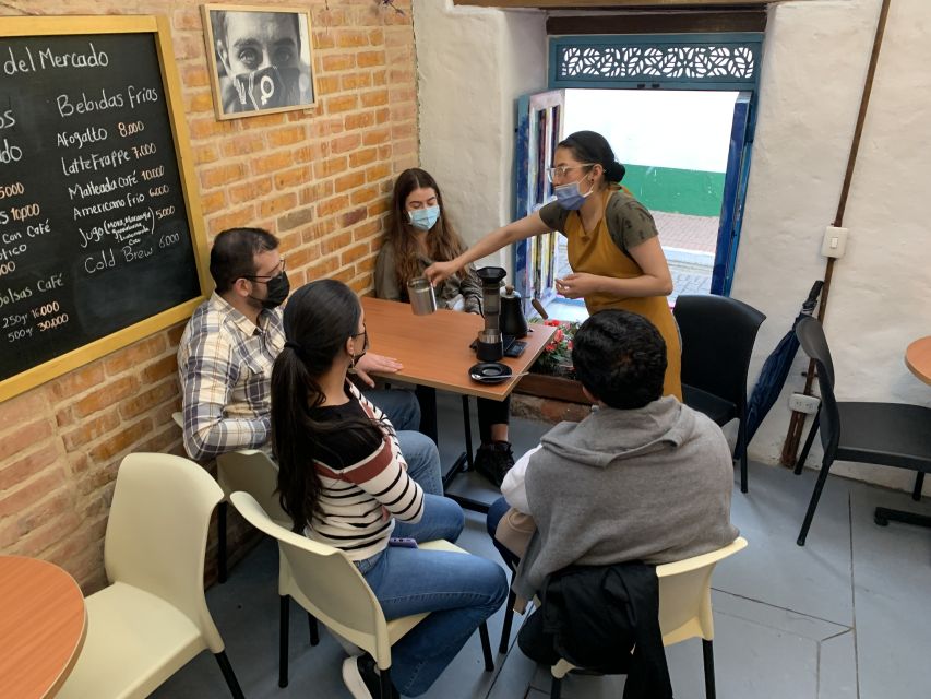 Bogotá: the Candelaria Historical Walking Tour With Snacks - What to Expect