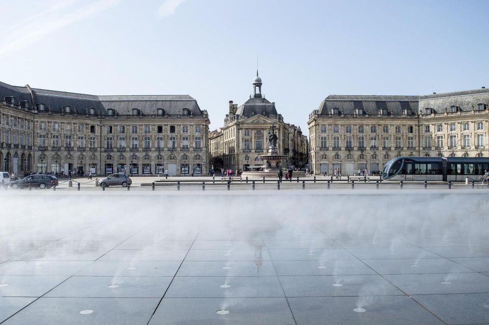 Bordeaux - Private Historic Walking Tour - Exploring Stock Exchange Square