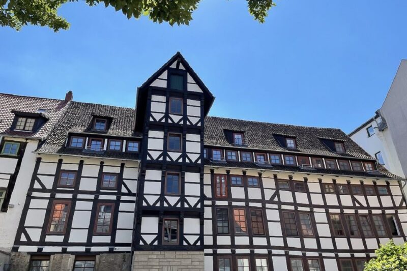 Braunschweig: Private Tour to Ghosts, Witches & Vampires - Participant Requirements
