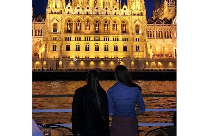 Budapest Highlights Sightseeing Cruise - Accessibility Features