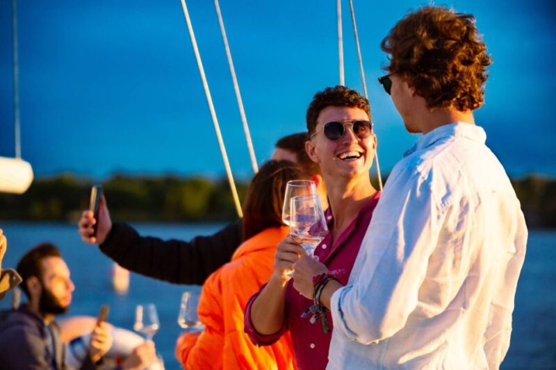 Buenos Aires Sailing Tour With Wine Tasting - Itinerary Breakdown