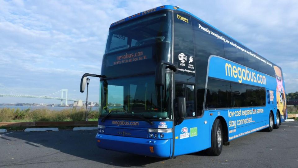 Bus Travel Between Washington DC and New York - Professional Staff and Assistance