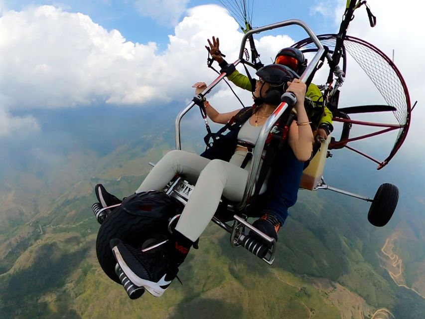 Cali: Paratrike Flight - Paragliding - Booking and Cancellation Policies