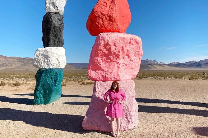 California Desert, Seven Magic Mountains and Welcome to Fabulous Las Vegas Sign - Tour Departure Information