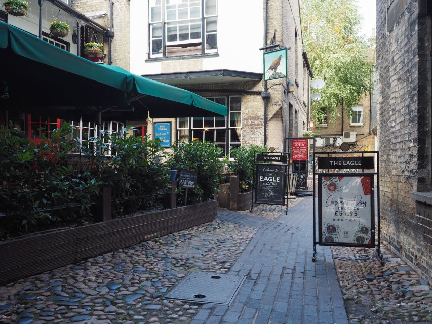 Cambridge: Ghost Tour Led by University Alumni Guide - Accessibility Features