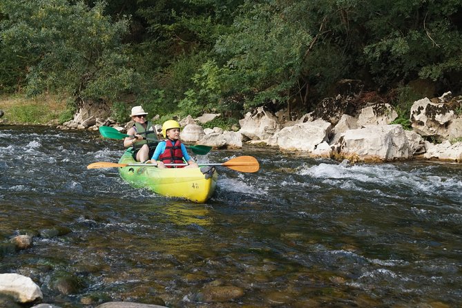 Canoe Descent Supervised for the Family - From 3 Years Old - Age Suitability and Supervision