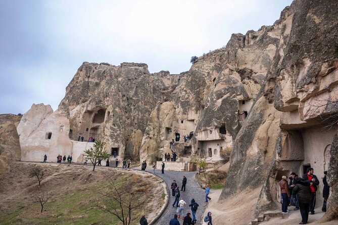 Cappadocia Red Tour (Pro Guide, Tickets, Lunch, Transfer Incl) - Buffet Lunch in Avanos