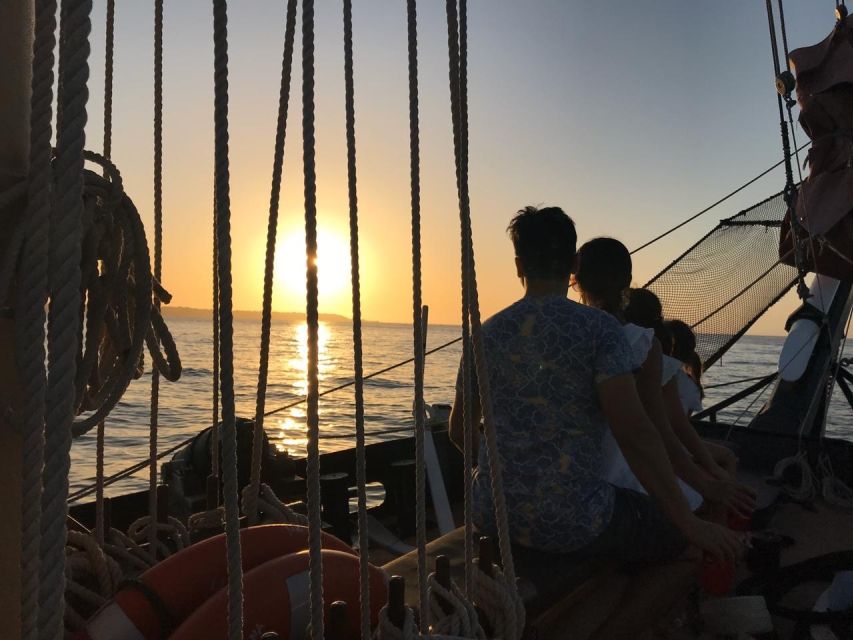 Cartagena, Colombia: Sunset Pirate Cruise With Open Bar - Themed Cocktails and Open Bar