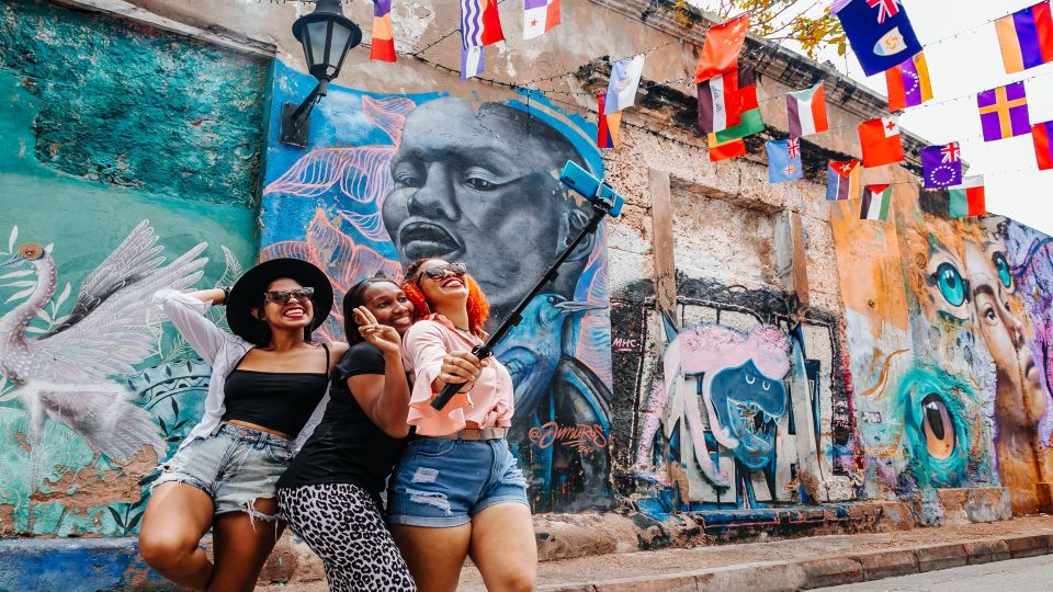 Cartagena: Guided Selfie and Walking Tour With Beer Tasting - Meeting Point Details