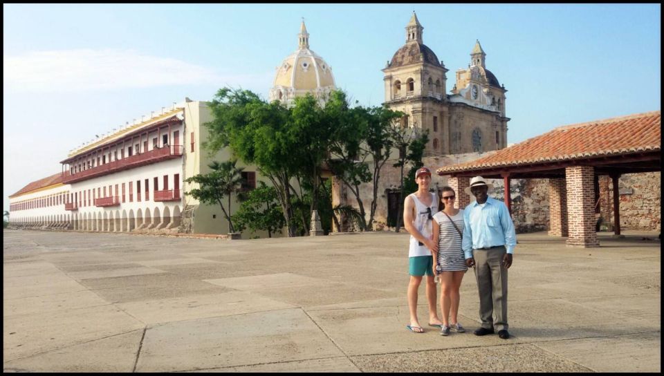 Cartagena: Private City Tour in an Air-Conditioned Vehicle - Review Summary