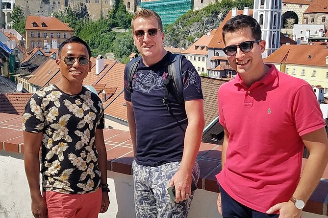 Český Krumlov Free Tour - Guide Qualifications