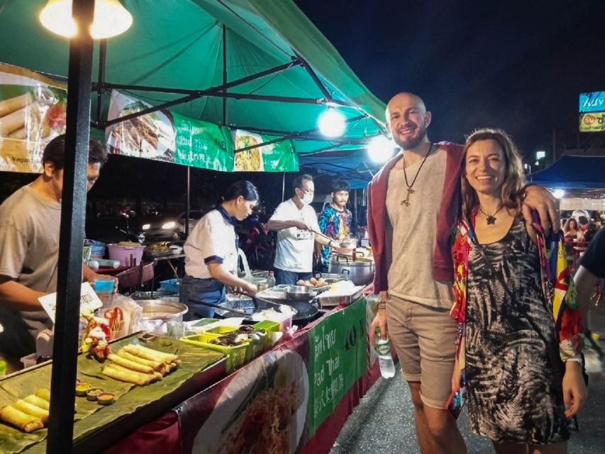 Chiang Mai: Chiang Mai Bar Hopping Guided Night Tour - Explore Chiang Mais Nightlife