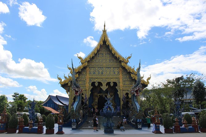 Chiangrai Oneday From Chiangmai!! White Temple+Black+Blue + (Longneck Village) - Inclusions of the Tour