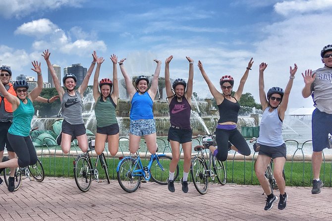 Chicagos Ultimate City Bike Tour - Notable Landmarks Along the Route
