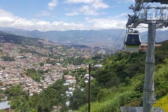 City Tour Medellin - Medellins Cable Car System