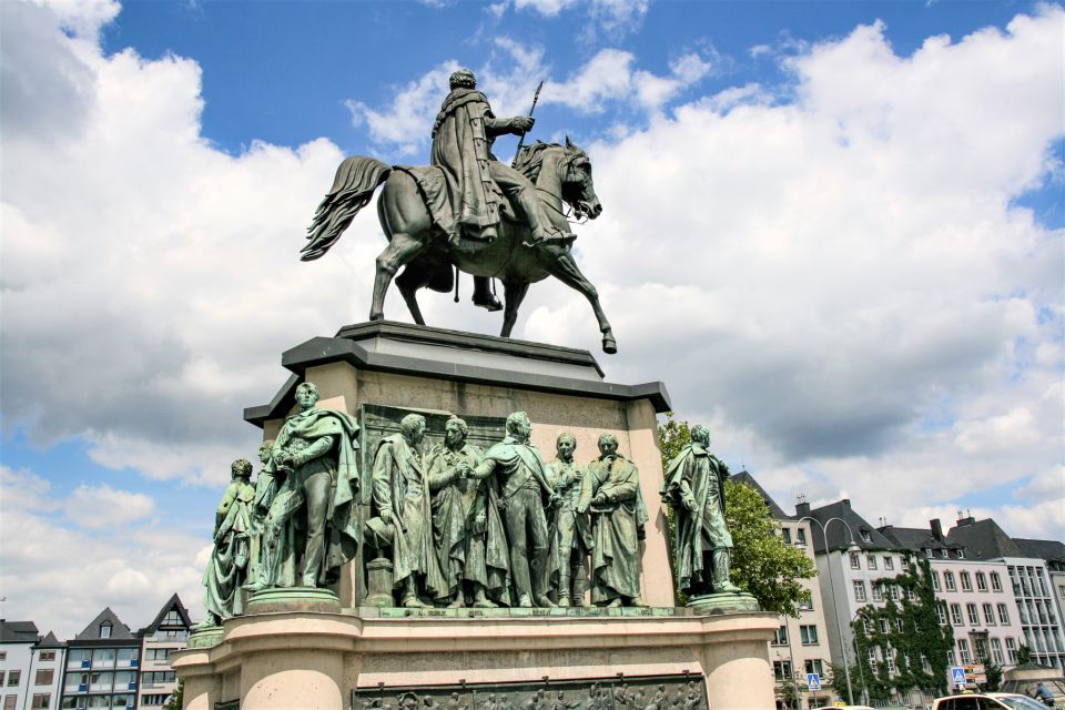 Cologne: City Highlights With Local Guide - Local Guide Expertise