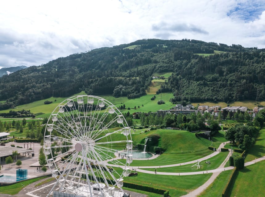 Combo Ticket Ferris Wheel & Swarovski Crystal Worlds - Daily Circus Shows and Events