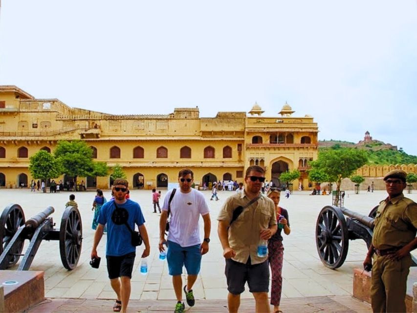 Cultural Walking Tour of Jaipur With Local Snacks - Local Snacks Experience