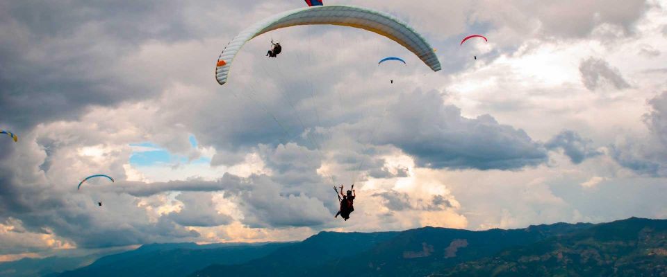 Cusco: Paragliding | Adrenaline in the Sky | - Exploring Cusco After Paragliding