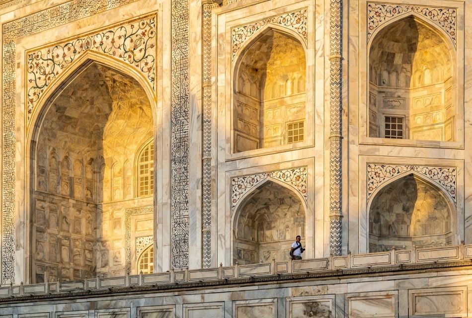 Delhi-Agra: Sunrise Tajmahal Day Tour by Private Car - Transportation Information
