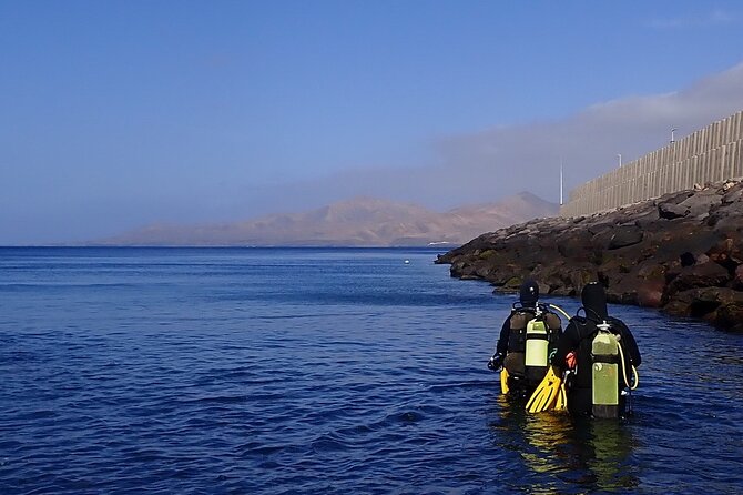 Discover Scuba Diving in Lanzarote (Costa Teguise) - Dive Duration and Depth