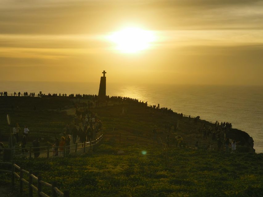 Discover Sintra and Cascais Lisbon Pickup Private Groups - Exploring Quinta Da Regaleira