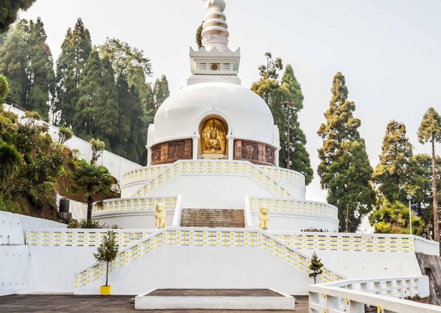 Discover the Spiritual Trails of Darjeeling (2 Hours Tour) - Tour Features