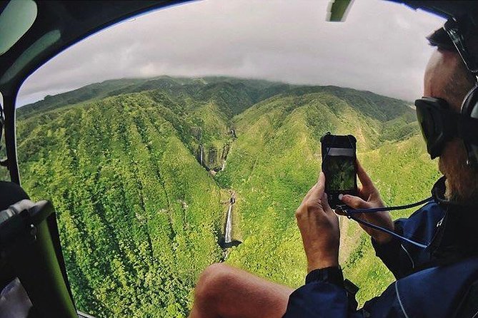 Doors off West Maui and Molokai 45 Minute Helicopter Tour - Safety Measures