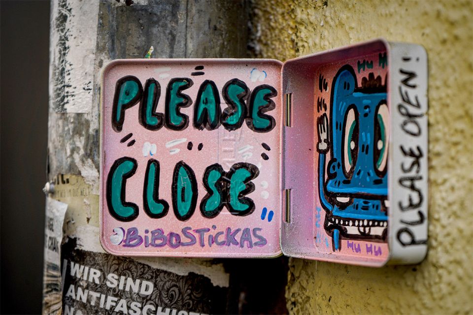 Dresden: Neustadt District Street Art Guided Walking Tour - Accessibility and Comfort