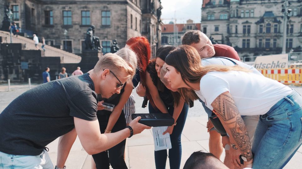 Dresden: Old Town Outdoor Escape Game Manhunt - Pricing and Duration