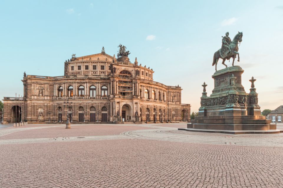 Dresden: Segway Tour Along the Elbe and Old Town - Participant Requirements