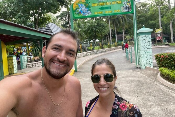 Dunns River Falls And Shopping Tour From Ocho Rios - Health Considerations