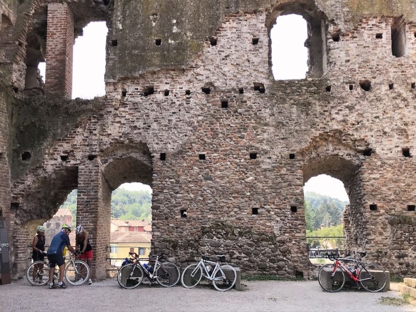 E-Bike Adventure Among Villages and Medieval Castles - Included in the Tour