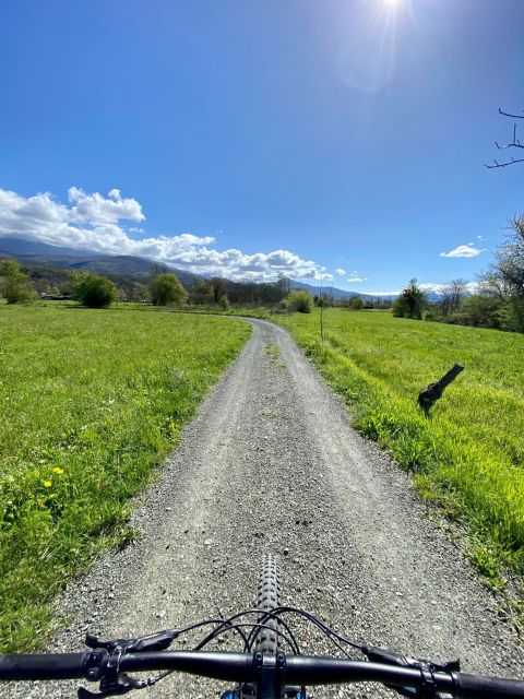 E-Bike Tour - Castles Cycle Route in Lunigiana - Ruins of Malnido Castle