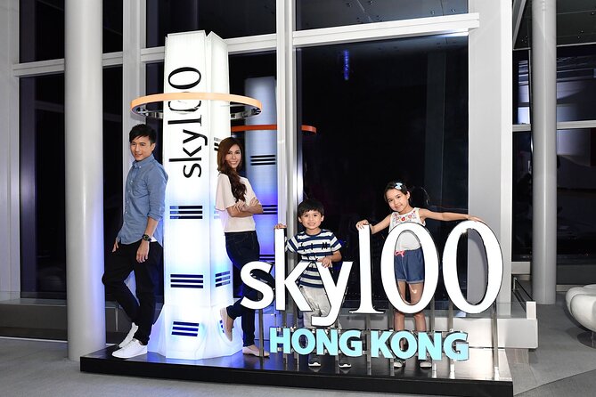 [Entry After 6pm] Sky100 Min. 2pax Ticket Offer (F-Ii_2p) - Nearby Attractions