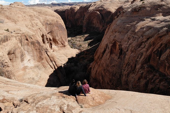 Exciting and Scenic Off-Road Guided Tour of Moabs Backcountry!!! - Whats Included in the Tour
